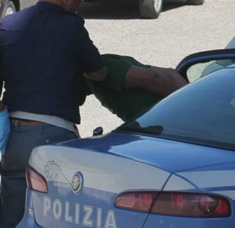 prato arrestato per minacce