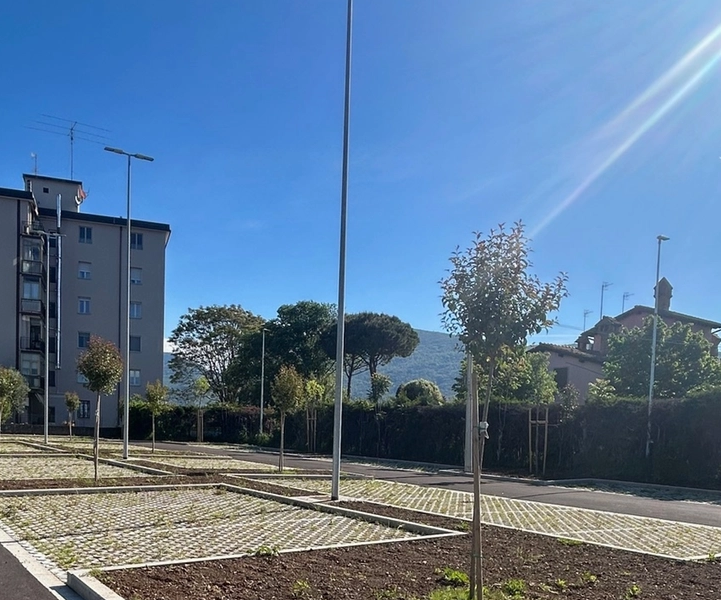 Parcheggio via Tirso inaugurato