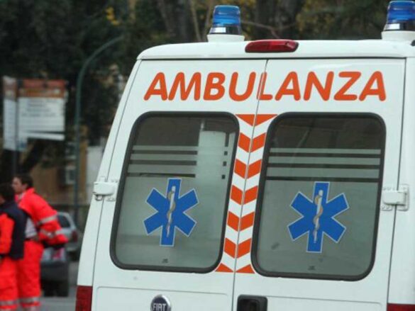 incidente nella notte muore motociclista