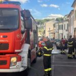 incendio in casa donna salva